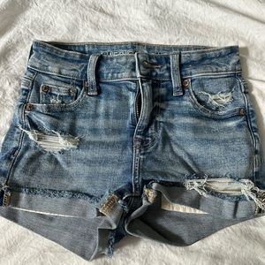 American eagle 000 Jean shorts, high rise stretchy shorty